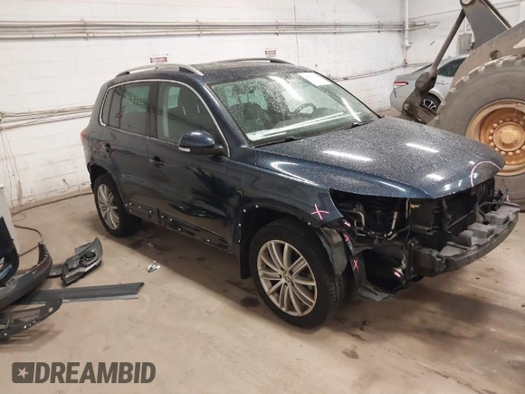 2016 Volkswagen Tiguan S with VIN WVGBV7AX6GW029794, listed as a IAAI auction lot 41698112 with 73,084 mi miles and . Bid and sale history available at DreamBid. Image 1.