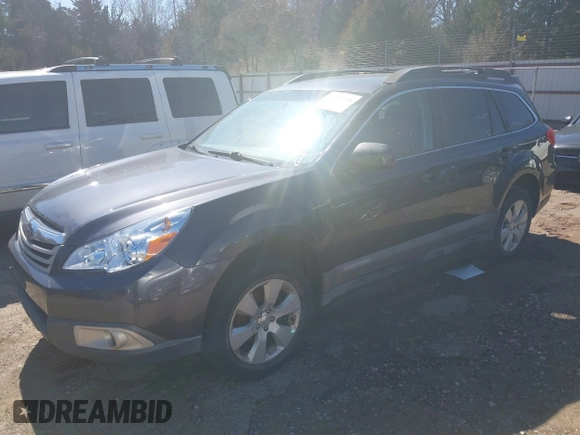 2010 Subaru Outback Premium All-Weather Anniversary z VIN 4S4BRBCC4A3357449, wystawiony jako IAAI lot #41719216 z przebiegiem 200 784 mil mil oraz . Historia ofert i sprzedaży dostępna na DreamBid. Obrazek 1.