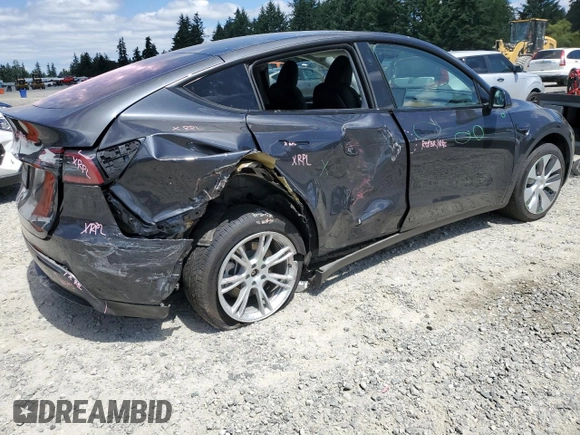 2024 Tesla Model Y с VIN 7SAYGDED1RF053003, выставлен на аукционе Copart как лот 63120195 с пробегом 8 679 миль миль и Списание • Salvage title. История ставок и продаж доступна на DreamBid. Изображение 3.