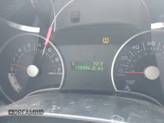 2010 Ford Explorer XLT с VIN 1FMEU7DE9AUA42603, выставлен на аукционе IAAI как лот 42201181 с пробегом 175 994 миль миль и . История ставок и продаж доступна на DreamBid. Изображение 7.