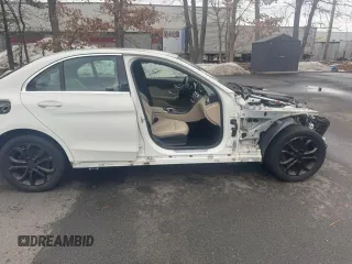 2015 Mercedes-Benz C 300 Luxury с VIN 55SWF4KB0FU063185, выставлен на аукционе Copart как лот 67022065 с пробегом Не указан миль и Чистый • Clean title. История ставок и продаж доступна на DreamBid. Изображение 9.