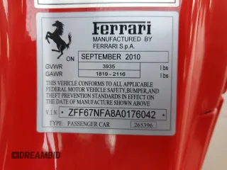 2010 Ferrari 458 Italia z VIN ZFF67NFA8A0176042, wystawiony jako Copart lot #74711994 z przebiegiem 13 056 mil mil oraz Nie do naprawy. Historia ofert i sprzedaży dostępna na DreamBid. Obrazek 13.