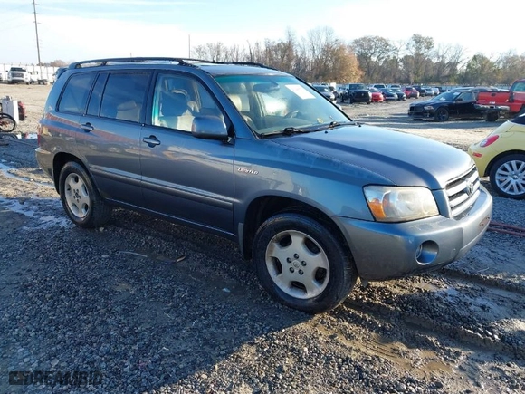 2005 Toyota Highlander with VIN JTEDP21A850067867, listed as a IAAI auction lot 41440593 with 285,688 mi miles. Bid and sale history available at carsss.com. Image 1.