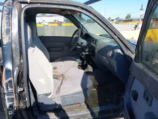 1997 Toyota Tacoma with VIN 4TANL42N2VZ229338, listed as a IAAI auction lot 42540942 with 208,426 mi miles and . Bid and sale history available at DreamBid. Image 8.