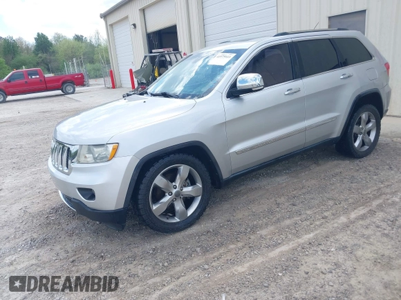 2012 Jeep Grand Cherokee Overland with VIN 1C4RJECTXCC317018, listed as a IAAI auction lot 41975933 with 191,043 mi miles. Bid and sale history available at carsss.com. Image 17.