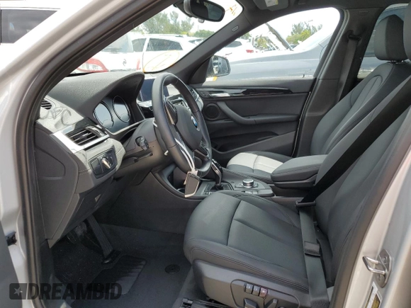 2021 BMW X1 sDrive28i with VIN WBXJG7C04M5S29295, listed as a Copart auction lot 48922203 with 14,214 mi miles. Bid and sale history available at carsss.com. Image 7.