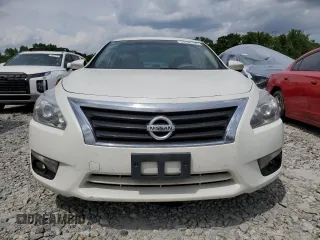 2014 Nissan Altima S with VIN 1N4AL3AP7EC103999, listed as a Copart auction lot 53738135 with 152,910 mi miles and Salvage Title. Bid and sale history available at DreamBid. Image 5.