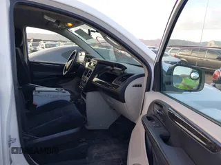 2014 Ram Cargo Van Tradesman with VIN 2C4JRGAGXER428637, listed as a IAAI auction lot 41907425 with 216,588 mi miles. Bid and sale history available at carsss.com. Image 5.