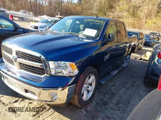 2021 Ram 1500 Tradesman z VIN 3C6RR6KG4MG711610, wystawiony jako IAAI lot #40942505 z przebiegiem 9 949 mil mil oraz . Historia ofert i sprzedaży dostępna na DreamBid. Obrazek 2.