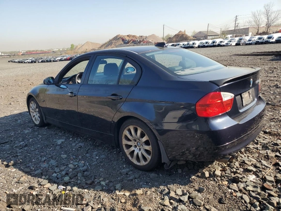 2007 BMW 3 Series 328xi with VIN WBAVC73597KP30532, listed as a Copart auction lot 54102915 with 143,583 mi miles and Clean title. Bid and sale history available at DreamBid. Image 2.