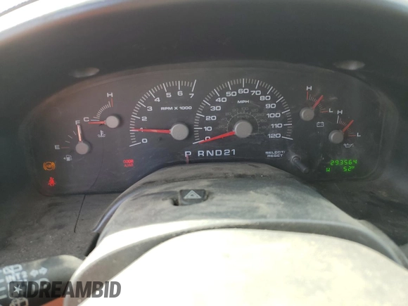 2003 Ford Expedition Special Service with VIN 1FMPU16L63LC48388, listed as a Copart auction lot 48249845 with 293,564 mi miles and Salvage Title. Bid and sale history available at carsss.com. Image 9.