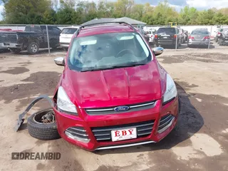 2016 Ford Escape SE z VIN 1FMCU9G91GUA83186, wystawiony jako IAAI lot #42190519 z przebiegiem 103 583 mil mil oraz . Historia ofert i sprzedaży dostępna na DreamBid. Obrazek 12.