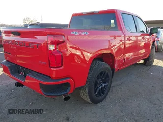 2023 Chevrolet Silverado 1500 RST with VIN 2GCUDEED7P1150782, listed as a IAAI auction lot 40980457 with 2,739 mi miles. Bid and sale history available at carsss.com. Image 4.