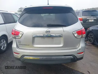 2016 Nissan Pathfinder S with VIN 5N1AR2MN3GC615769, listed as a IAAI auction lot 41565136 with 158,441 mi miles and . Bid and sale history available at DreamBid. Image 16.