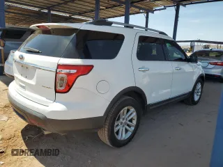 2014 Ford Explorer XLT with VIN 1FM5K7D87EGC48281, listed as a Copart auction lot 59076805 with 155,617 mi miles and Salvage title. Bid and sale history available at DreamBid. Image 3.