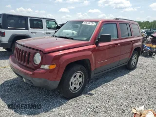 2014 Jeep Patriot Sport z VIN 1C4NJPBB8ED889611, wystawiony jako Copart lot #54677615 z przebiegiem 135 867 mil mil oraz Szkoda całkowita • Salvage title. Historia ofert i sprzedaży dostępna na DreamBid. Obrazek 1.