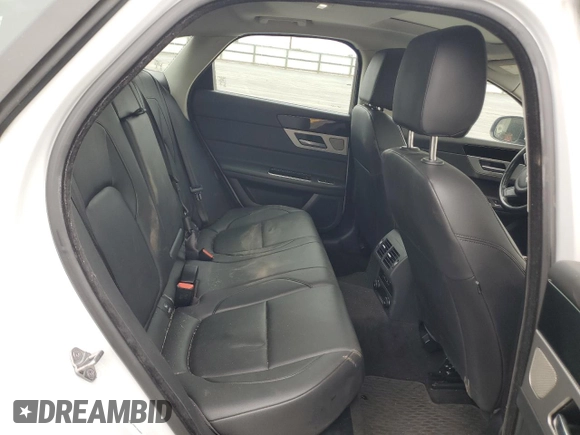 2018 Jaguar XF с VIN SAJBJ4FNXJCY56259, выставлен на аукционе Copart как лот 61969825 с пробегом 129 273 миль миль и Чистый • Clean title. История ставок и продаж доступна на DreamBid. Изображение 10.
