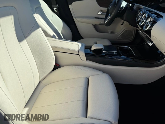 2021 Mercedes-Benz CLA 250 с VIN W1K5J4GB6MN153935, выставлен на аукционе Copart как лот 56609515 с пробегом 64 120 миль миль и Чистый • Clean title. История ставок и продаж доступна на DreamBid. Изображение 5.