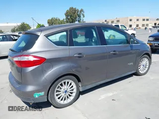 2013 Ford C-Max SEL z VIN 1FADP5CU3DL556211, wystawiony jako IAAI lot #42413793 z przebiegiem Nie podano mil oraz . Historia ofert i sprzedaży dostępna na DreamBid. Obrazek 4.