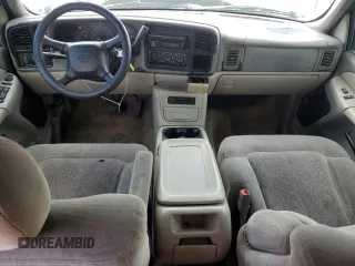 2000 Chevrolet Suburban LS with VIN 3GNEC16T3YG112424, listed as a Copart auction lot 48771605 with 242,592 mi miles and Clean title. Bid and sale history available at DreamBid. Image 8.
