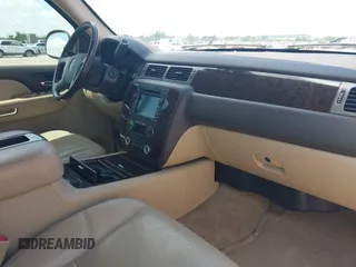 2009 GMC Yukon Denali z VIN 1GKFK03239R171047, wystawiony jako IAAI lot #42249148 z przebiegiem 148 244 mil mil oraz . Historia ofert i sprzedaży dostępna na DreamBid. Obrazek 5.