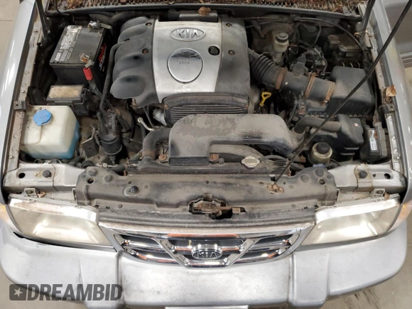 2001 Kia Sportage with VIN KNDJA723615043568, listed as a Copart auction lot 83738434 with 113,739 mi miles and Clean Title. Bid and sale history available at carsss.com. Image 12.