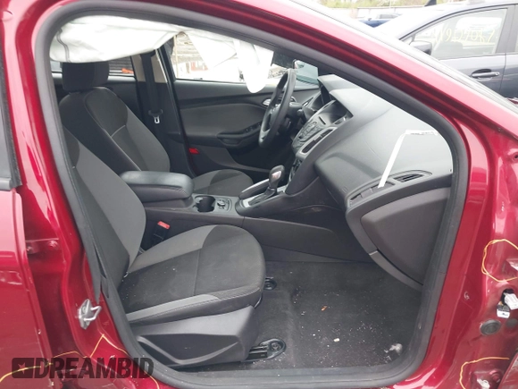 2013 Ford Focus SE z VIN 1FADP3F27DL324354, wystawiony jako IAAI lot #41909025 z przebiegiem 99 096 mil mil oraz . Historia ofert i sprzedaży dostępna na DreamBid. Obrazek 5.