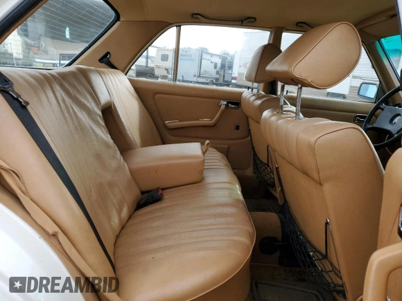 1980 Mercedes-Benz 300 with VIN 12313012165283, listed as a Copart auction lot 81507514 with 121,465 mi miles and Clean Title. Bid and sale history available at DreamBid. Image 10.