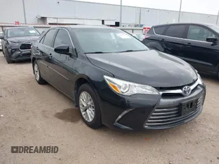 2017 Toyota Camry XLE with VIN 4T1BF1FK0HU344840, listed as a IAAI auction lot 41802154 with 132,807 mi miles. Bid and sale history available at carsss.com. Image 1.