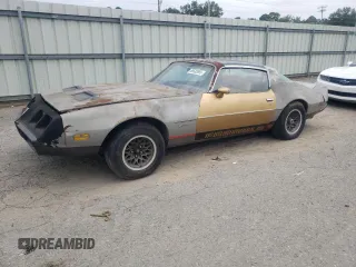 1979 Pontiac Firebird with VIN 2V8729L171075, listed as a Copart auction lot 65532655 with 17,594 mi miles and Clean title. Bid and sale history available at DreamBid. Image 1.