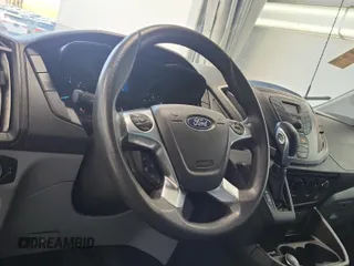 2019 Ford Transit z VIN 1FTYE1YM8KKB40189, wystawiony jako IAAI lot #42763040 z przebiegiem 193 036 mil mil oraz . Historia ofert i sprzedaży dostępna na DreamBid. Obrazek 13.