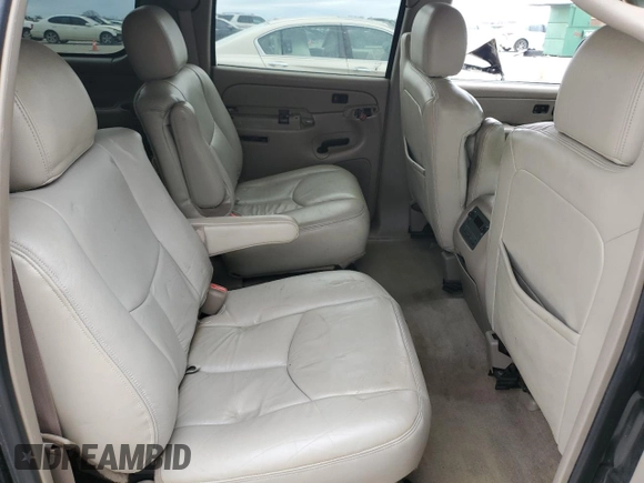 2005 Chevrolet Suburban Z71 with VIN 3GNFK16ZX5G111116, listed as a Copart auction lot 48506385 with 302,617 mi miles and Salvage title. Bid and sale history available at DreamBid. Image 11.