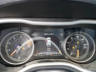 2016 Jeep Cherokee Limited with VIN 1C4PJMDB1GW240079, listed as a Copart auction lot 49233105 with 195,374 mi miles and Salvage Title. Bid and sale history available at carsss.com. Image 9.