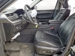 2023 Jeep Grand Cherokee Limited z VIN 1C4RJGBG4P8856288, wystawiony jako Copart lot #62908265 z przebiegiem 23 899 mil mil oraz Szkoda całkowita • Salvage title. Historia ofert i sprzedaży dostępna na DreamBid. Obrazek 7.