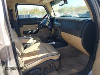 2006 Hummer H3 z VIN 5GTDN136568208970, wystawiony jako IAAI lot #42142290 z przebiegiem 194 677 mil mil oraz . Historia ofert i sprzedaży dostępna na DreamBid. Obrazek 5.