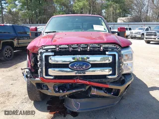 2015 Ford Super Duty F-250 SRW Lariat with VIN 1FT7W2BT5FED40059, listed as a IAAI auction lot 41762002 with 117,036 mi miles. Bid and sale history available at carsss.com. Image 6.