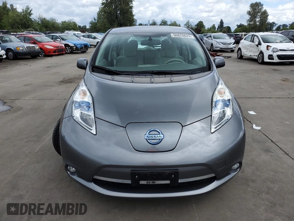 2015 Nissan LEAF SV with VIN 1N4AZ0CP5FC307552, listed as a Copart auction lot 56620624 with 40,007 mi miles and Salvage Title. Bid and sale history available at carsss.com. Image 5.