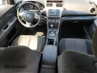 2010 Mazda 6 i Touring с VIN 1YVHZ8CH0A5M02866, выставлен на аукционе Copart как лот 58911625 с пробегом 246 444 миль миль и Списание • Salvage title. История ставок и продаж доступна на DreamBid. Изображение 8.