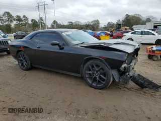 2020 Dodge Challenger SXT with VIN 2C3CDZAG3LH110451, listed as a Copart auction lot 43348335 with 111,317 mi miles and Salvage Title. Bid and sale history available at DreamBid. Image 4.