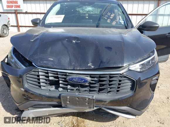 2023 Ford Escape Active with VIN 1FMCU0GN8PUA76406, listed as a IAAI auction lot 41754880 with 45,369 mi miles and . Bid and sale history available at DreamBid. Image 6.