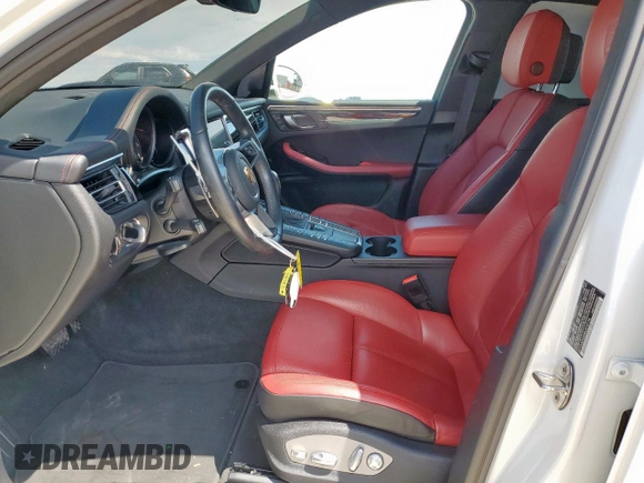 2021 Porsche Macan с VIN WP1AA2A54MLB15114, выставлен на аукционе Copart как лот 60331045 с пробегом 34 880 миль миль и Списание • Salvage title. История ставок и продаж доступна на DreamBid. Изображение 7.