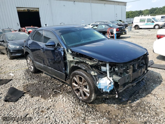 2020 Mazda CX-30 Select Package with VIN 3MVDMBCL2LM123385, listed as a Copart auction lot 67458134 with 62,336 mi miles and Salvage Title. Bid and sale history available at carsss.com. Image 4.