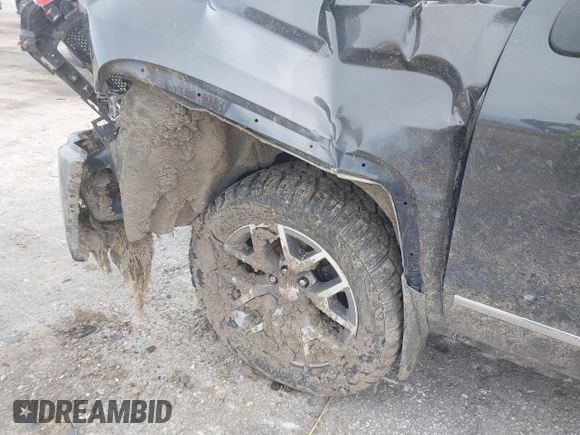 2015 GMC Sierra 1500 SLE z VIN 1GTV2UEC3FZ212843, wystawiony jako IAAI lot #42030130 z przebiegiem Nie podano mil oraz . Historia ofert i sprzedaży dostępna na DreamBid. Obrazek 6.