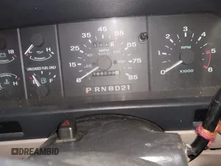 1994 Ford Explorer Eddie Bauer z VIN 1FMDU34X7RUD15166, wystawiony jako IAAI lot #42426543 z przebiegiem 168 233 mil mil oraz . Historia ofert i sprzedaży dostępna na DreamBid. Obrazek 7.