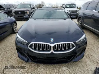 2024 BMW 8 Series 840i with VIN WBADZ2C01RCP02318, listed as a Copart auction lot 75261724 with 4,357 mi miles and Salvage Title. Bid and sale history available at carsss.com. Image 5.