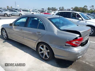 2006 Mercedes-Benz C 230 Sport с VIN WDBRF52H36E022719, выставлен на аукционе IAAI как лот 42592084 с пробегом 128 795 миль миль и . История ставок и продаж доступна на DreamBid. Изображение 3.