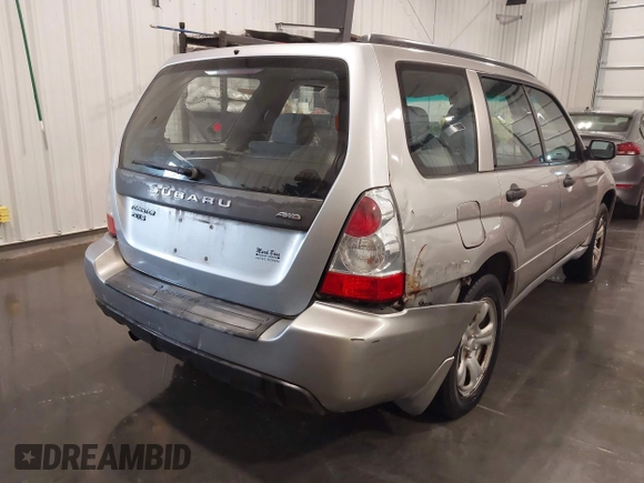 2006 Subaru Forester 2.5 X with VIN JF1SG63616H716249, listed as a IAAI auction lot 42002673 with 147,531 mi miles. Bid and sale history available at carsss.com. Image 6.