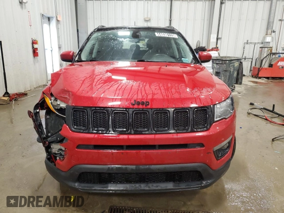 2018 Jeep Compass Altitude with VIN 3C4NJCBB2JT304972, listed as a Copart auction lot 44030125 with 104,862 mi miles and Clean title. Bid and sale history available at DreamBid. Image 5.