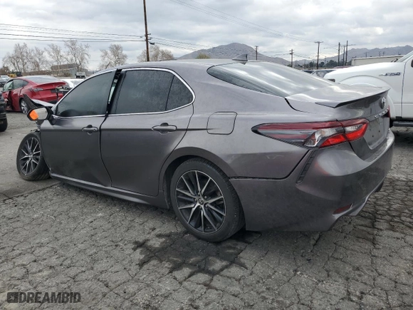 2022 Toyota Camry SE with VIN 4T1G11AK5NU017504, listed as a Copart auction lot 44954925 with 107,225 mi miles and Salvage Title. Bid and sale history available at carsss.com. Image 2.