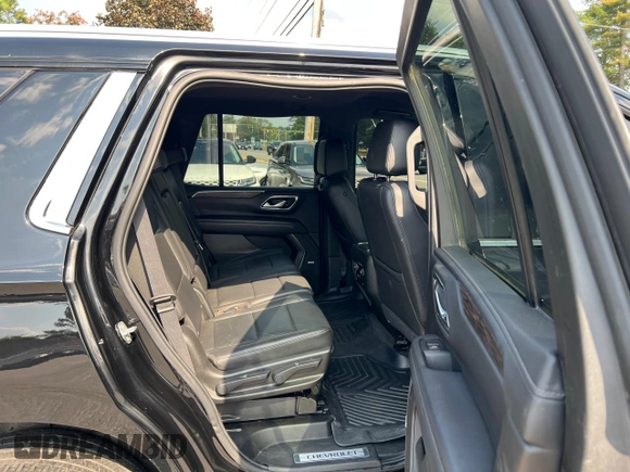 2021 Chevrolet Tahoe LT with VIN 1GNSCNKD1MR145117, listed as a Copart auction lot 60938695 with 34,709 mi miles and Clean title. Bid and sale history available at DreamBid. Image 6.